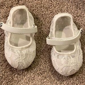 Stuart Weitzman size 3 dress shoes for baby girl